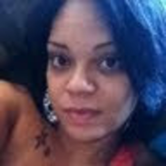 Meet your Posher, Mari - Picture 1 of 1